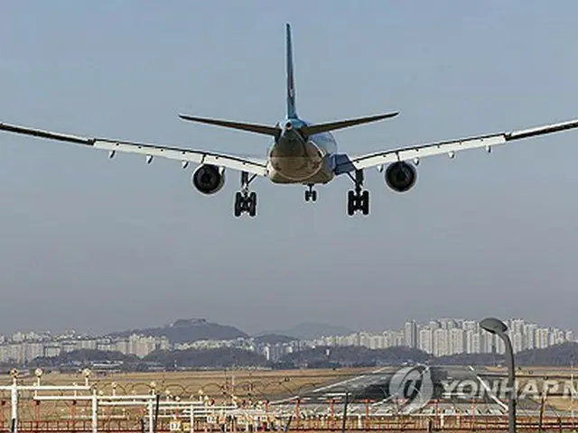 韓国と日本の４空港に専用レーン設置　入国審査時間短縮＝６月の１カ月間