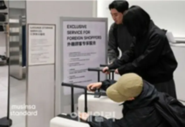外国人向けサービスでムシンサの店舗が成長、両替やバッグ保管など＝韓国