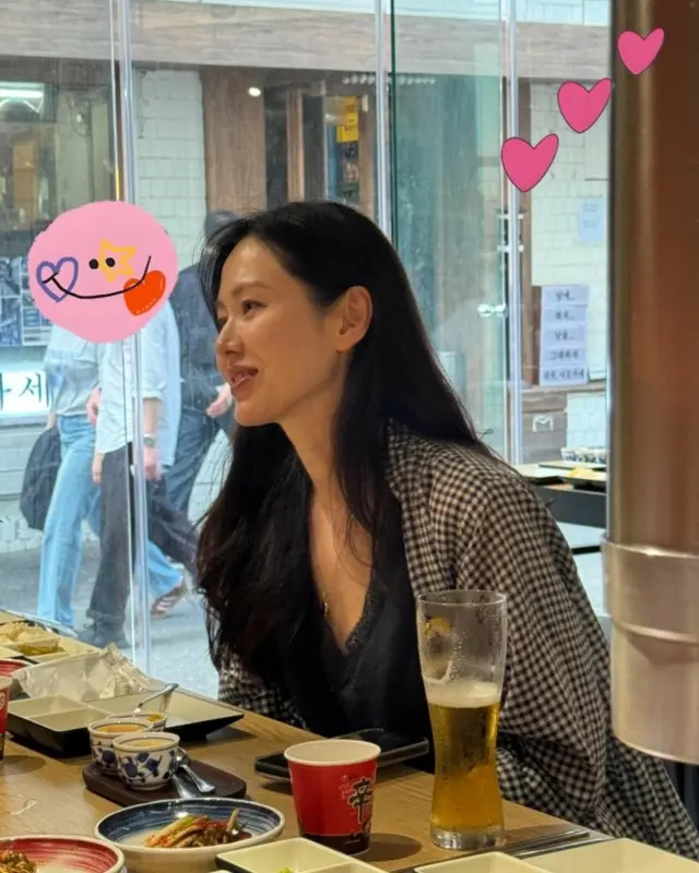 女優ソン・イェジン、ナチュラルな女神カット公開2