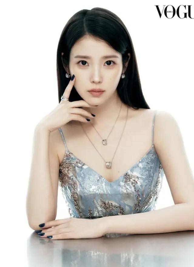 IU（アイユー）、ハイティーン“ヒロインビジュアル”1
