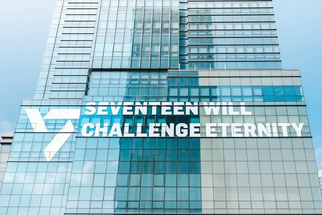 ソウルが「SEVENTEEN」で染まる...「B-DAY PARTY」本日（23日）開幕03