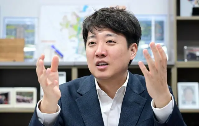 李俊錫、改革新党大統領選候補