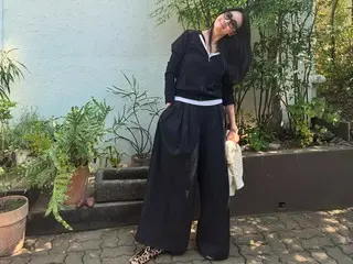 女優チェ・ジウ、6歳の娘と手をつないでソチョン（西村）へお出かけ…ママの半分くらい大きくなったね