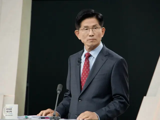 金文洙氏、テレビ討論で李在明氏を痛烈批判「周辺人物の死は多すぎ」＝韓国大統領選
