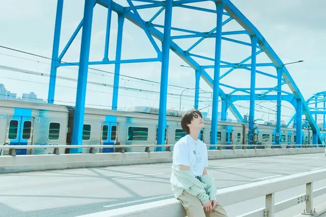 「NCT」ドヨン、タイトル曲「Memory」で温かいあいさつを伝える…清涼感のある「Be My Light」ティザーイメージを公開4