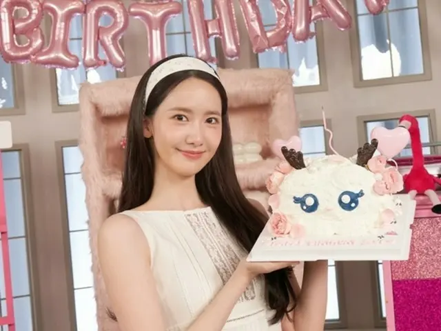 「少女時代」ユナ、女神の誕生日認証ショット…清楚な美しさが全開