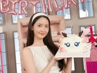 「少女時代」ユナ、女神の誕生日認証ショット…清楚な美しさが全開