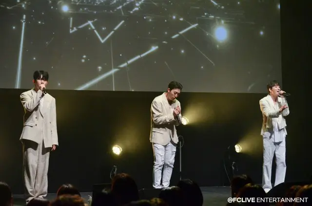 【オフィシャルレポ】「UKISS」フン&ケビン&キソプ、約8年ぶり再集結のステージに歓喜!ファンライブ東京公演初日レポートが到着3