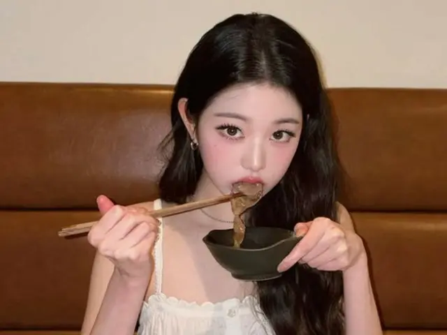 「IVE」チャン・ウォニョン、日本で焼き肉を満喫…こんなによく食べるのに“このスタイル”