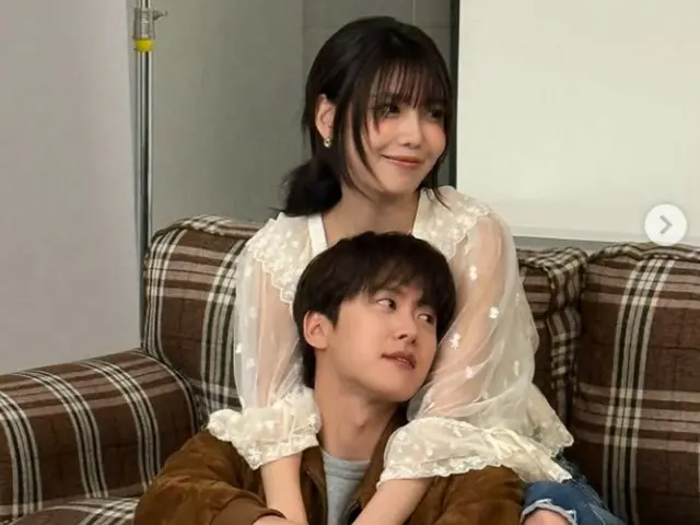 スヨン（少女時代）、俳優コンミョンをバックハグでドキドキのスキンシップ…恋人チョン・ギョンホも思わず嫉妬？
