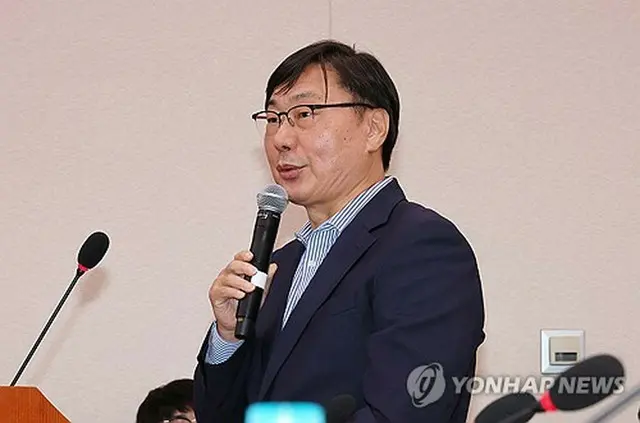 李華泳・元京畿道平和副知事＝（聯合ニュース）