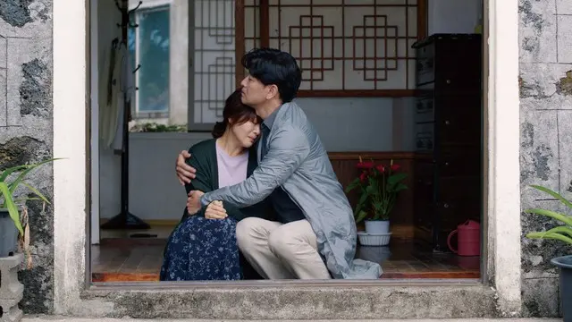 「冬のソナタ」四季シリーズの巨匠ユン・ソクホ待望の最新作『夏の終わりのクラシック』10/3公開決定&邦題・ポスタービジュアル・予告編解禁4