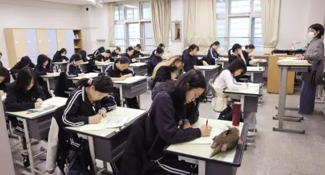 試験開始前に丸分かり…6月の学力評価で英語の正解が流出し、警察に捜査を依頼＝韓国（記事と写真は無関係）