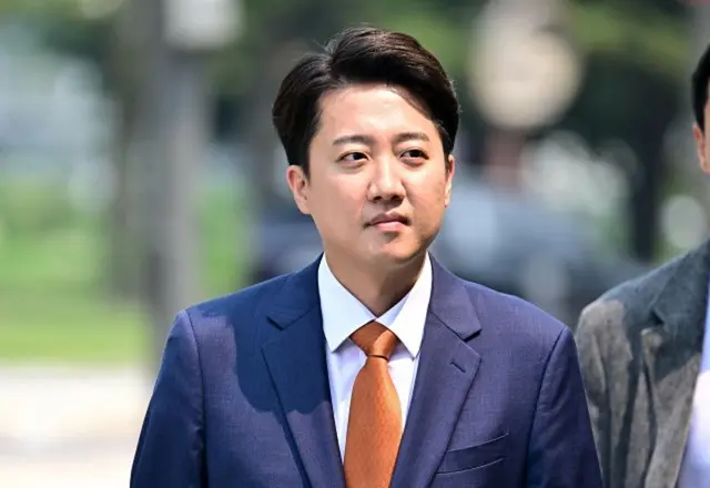 李俊錫、元改革新党大統領選候補