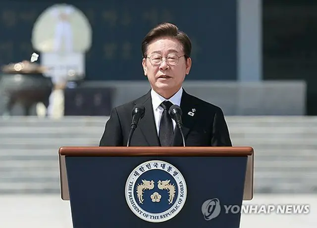 演説する李大統領（大統領室通信写真記者団）＝６日、ソウル（聯合ニュース）