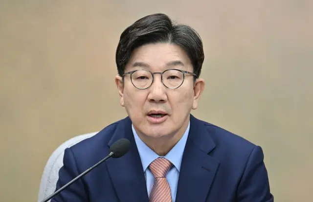 権性東、国民の力院内代表