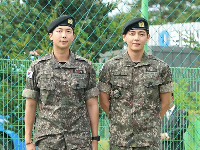 【フォト】「BTS」RM＆V、本日（10日）軍服務を終え除隊！