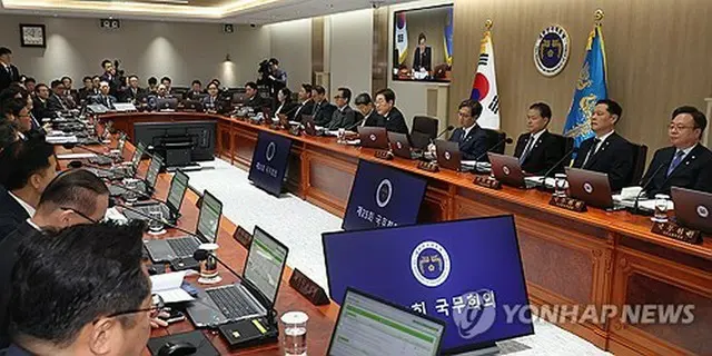 閣議の様子＝１０日、ソウル（聯合ニュース）