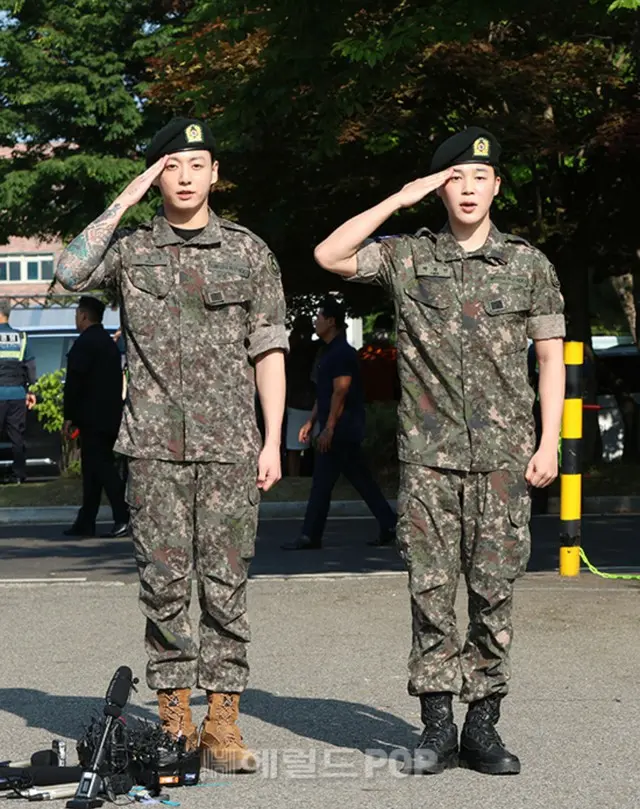 【フォト】「BTS」JIMIN＆JUNG KOOK、1年6カ月の軍服務を終えて本日（11日）満期除隊！