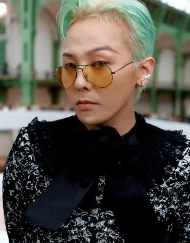 G-DRAGON（BIGBANG）、公式イベントに40分遅刻…「交通渋滞のため」