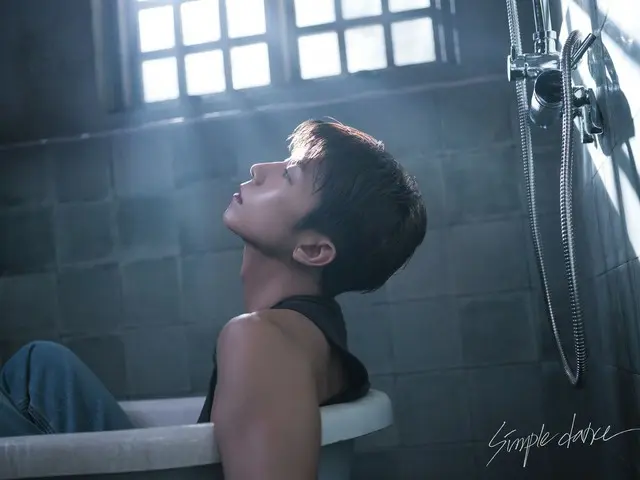 「2PM」ウヨンがデジタルシングル「Simple dance」のコンセプトフォトを公開した。
