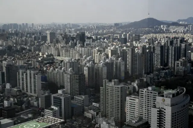 ソウル住宅価格、文政権期の「急騰」を再演か…「漢江ベルト」で最高値更新相次ぐ＝韓国