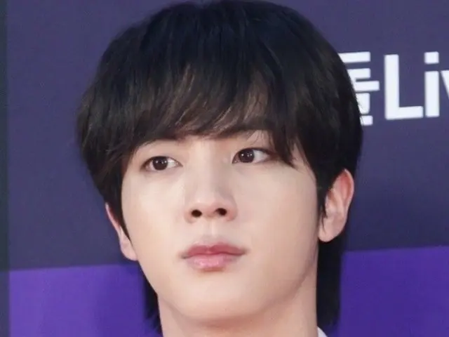 「BTS」のJIN、フォーブス・コリア選定「レジェンド級ファンカムでファンを惹きつけたアイドル」で1位に