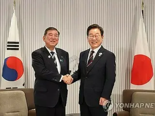［速報］韓日首脳「韓米日の協力発展させ、地政学的リスクに対応」