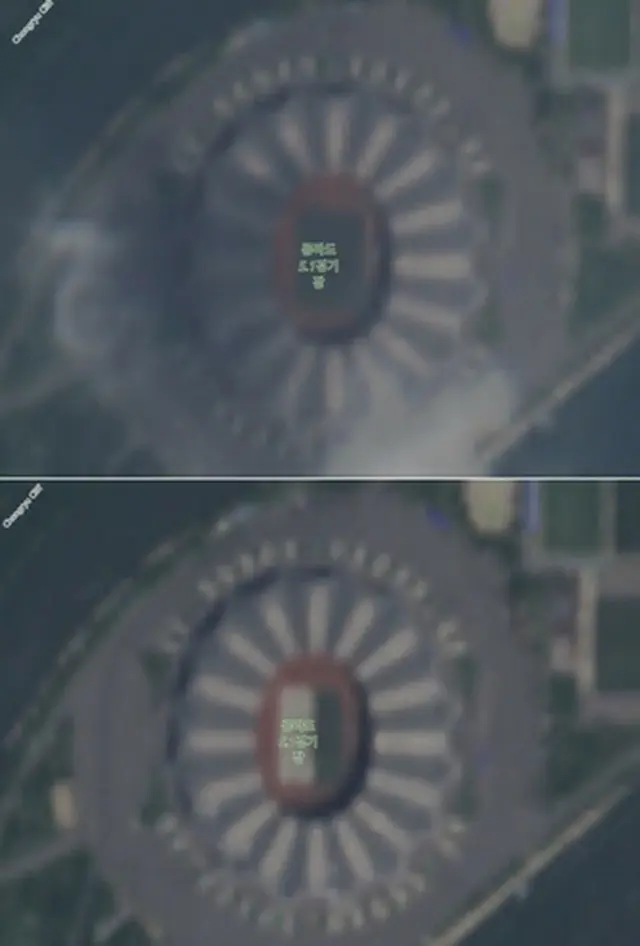 平壌の「５月１日競技場」に現れた白い物体（写真下）。マスゲームの開催に向けた準備とみられる（欧州連合コペルニクスプログラム提供）＝（聯合ニュース）≪転載・転用禁止≫