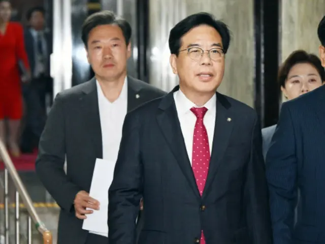 宋彦錫議員、政府の補正予算案を批判「国家債務20兆ウォン増、ポピュリズム政権のデビューショー」＝韓国