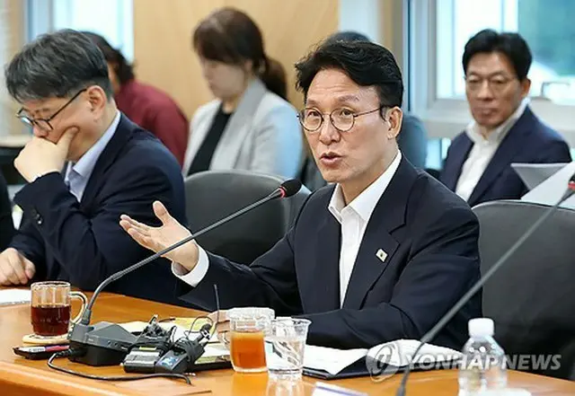 首相候補に指名された金民錫（キム・ミンソク）氏＝（聯合ニュース）