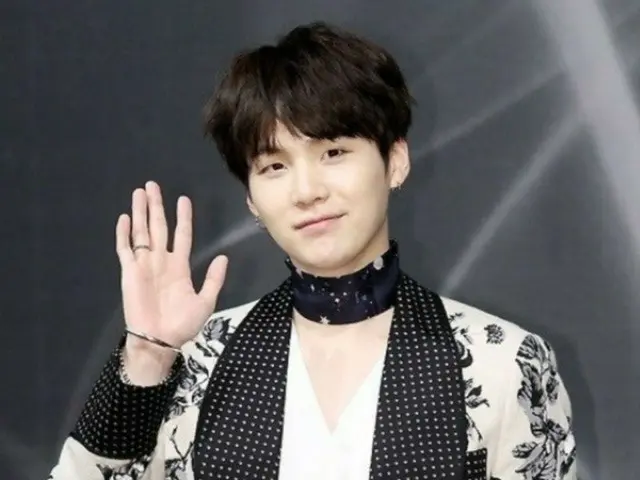 「BTS」SUGA、正体を明かさずにボランティア…医者も真心に感動