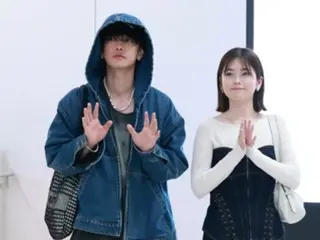 【空港ファッション映像レポ】日本版「私の夫と結婚して」主演の小芝風花＆佐藤健、たくさんのファンに迎えられて金浦国際空港に到着