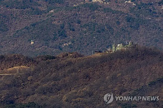 ＤＭＺを挟んで対峙する南北（資料写真）＝（聯合ニュース）