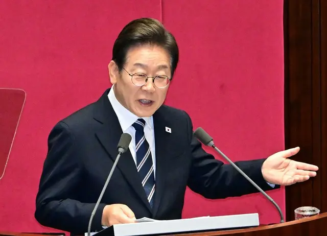 李在明大統領の支持率「64％」＝韓国
