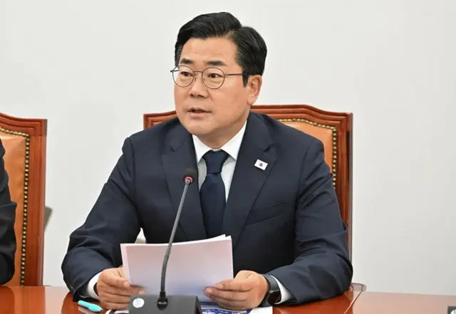 朴賛大、共に民主党議員