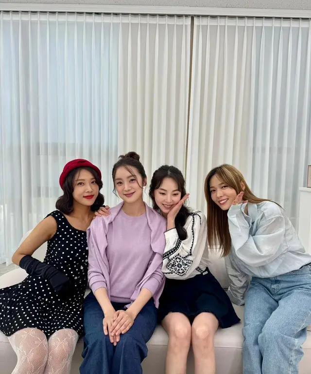 「Wonder Girls」、ソネ＆ソヒ＆ヘリム＆ユビンの4人が集合