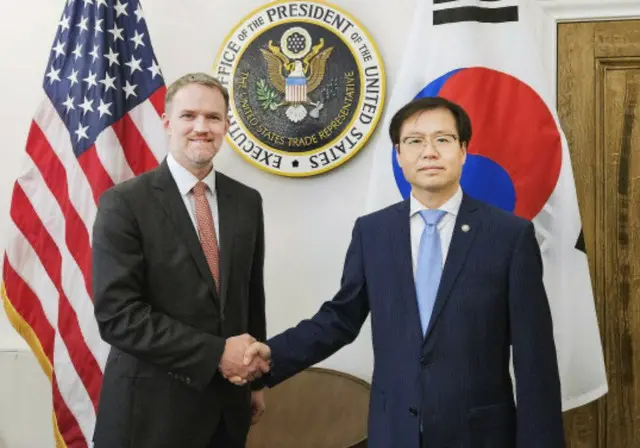 トランプ氏、「なぜ韓国・日本だけ25％関税を公開？」