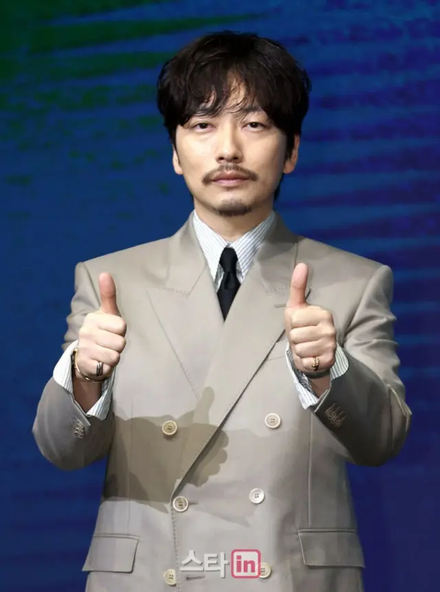 シム・ホンギ役の俳優イ・ドンフィ
