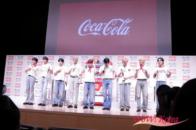 【イベントレポ】「&TEAM」、コカ・コーラ「いつもより 2℃冷たい自動販売機」体験取材会に登壇「みなさんもキン冷えコークとともにこの夏を夢中全開で楽しみましょう!」2