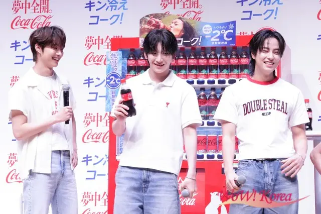 【イベントレポ】「&TEAM」、コカ・コーラ「いつもより 2℃冷たい自動販売機」体験取材会に登壇「みなさんもキン冷えコークとともにこの夏を夢中全開で楽しみましょう!」10