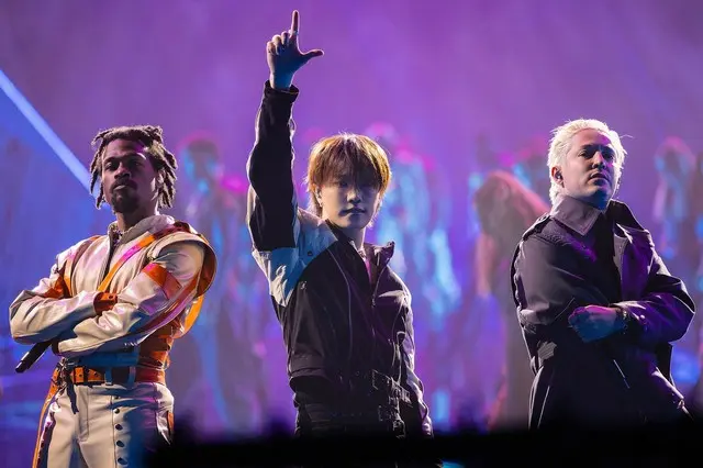 「SEVENTEEN」DINO、「2025 EWC」開会式で熱唱