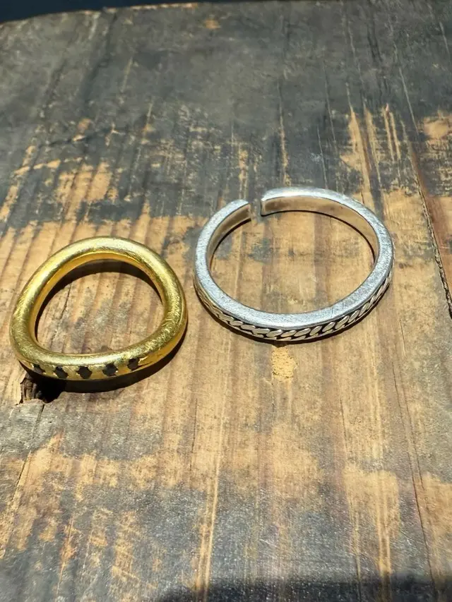 イ・ヒョリ＆イ・サンスン、カップルタトゥーの上の結婚指輪…12年ぶりに買い替え「今度は同じ」