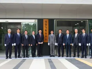 イ・ハンジュ国政企画委員長「改憲と政府組織改編、最後まで入念に取り組む」