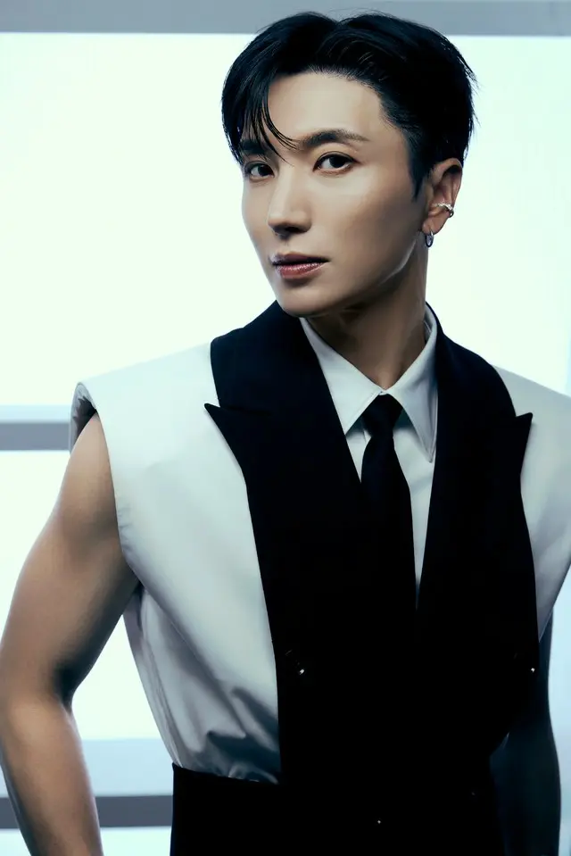 モデレーターとして参加のイトゥク（SUPER JUNIOR）
