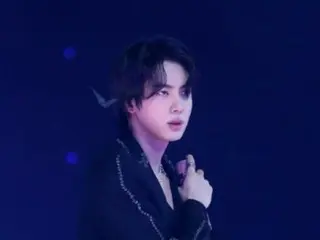 JIN、新記録樹立で米ダラス公演も大盛況…「息をのむほど美しいビジュアル」