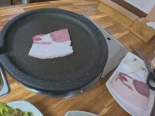鬱陵島の「脂身サムギョプサル」の食堂、営業停止処分＝韓国報道