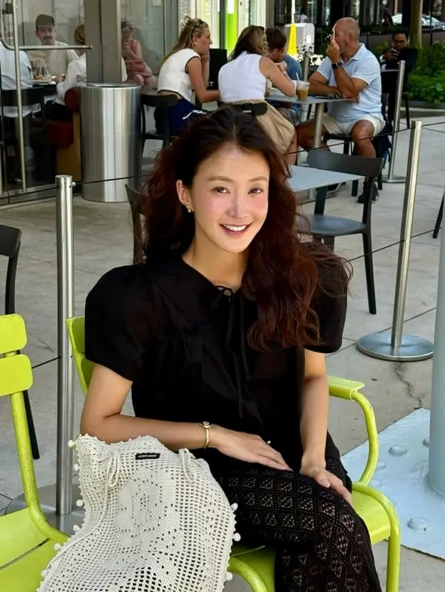 「離婚後妊娠」女優イ・シヨン、再びニューヨーク行き…もっと元気でもっと美しくなったね