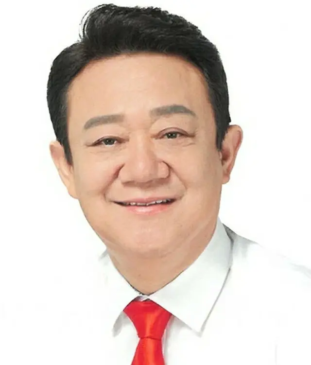 崔虎・元京畿道議員＝（聯合ニュース）