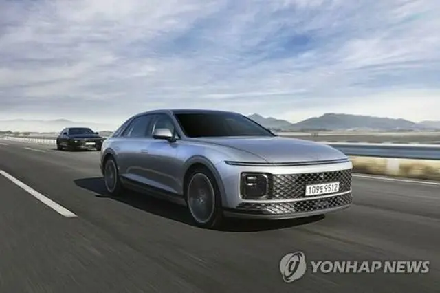 大型セダン「グレンジャー」（現代自動車提供）＝（聯合ニュース）≪転載・転用禁止≫